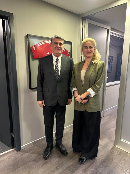 Beşiktaş Başkanı Serdal Adalıya Ziyaret Ettik